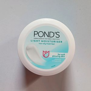 Winter Essential Ponds Light Moisturizer