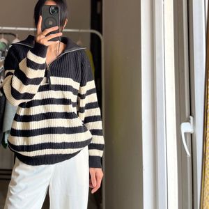 Stripe Semi-high neck zipper pullover