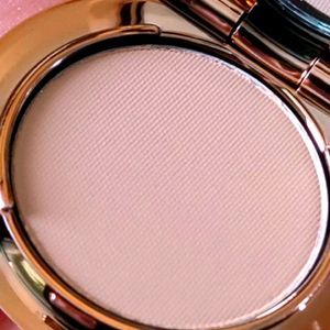 Charlotte Tilbury Compact