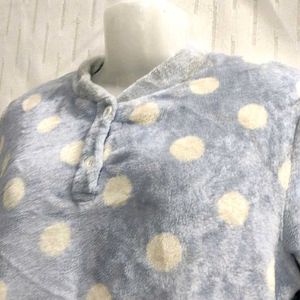 L Size Soft Sweater For Women