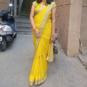 Heavy Wedding Saree With Blouse