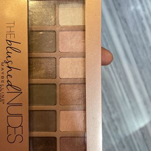 The Blushed Nudes Maybelline Eyeshadow