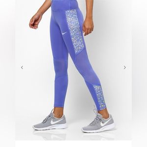 NIKEHigh-Rise Slim Fit Sports Leggings with Printe