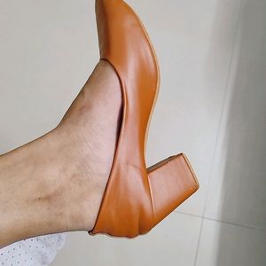 Women Heel