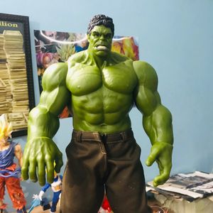 Marvel Superheroe Hulk Premium Action Figure 42 Cm