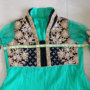 Traditional Kurta Set With Dupatta