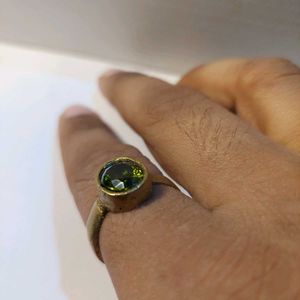 💍 Green Sapphire Stone Brass Ring