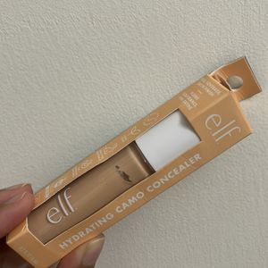 e.l.f. Cosmetic Concealer Shade- Light Sand