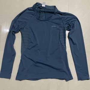 Active Wear Long Sleeves T-shirt