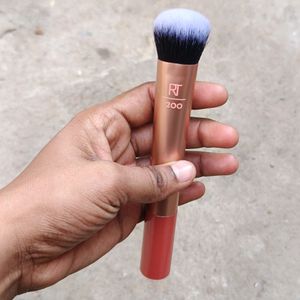 4 Real Techniques Makeup Brushes