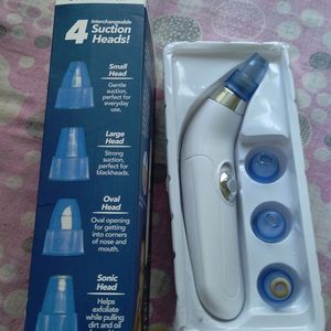 Pore Cleansing Device With Vacuum Action