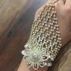 Bracelet With Pearls