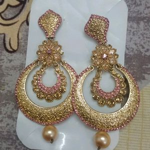 GOLD PLATED EARRINGS