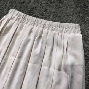 Knee Length White Pleated Skirt