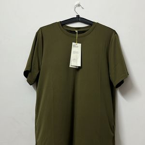 New H&M Dry Tshirt