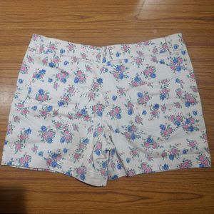 Floral Pinterest Shorts