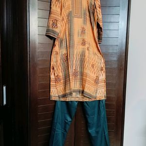 Women Orange Printed Woolen Suit Set