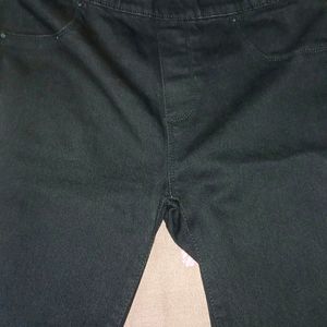 MAX solid Black Jeggings, M