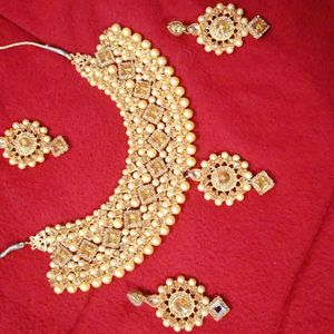 Wedding Gold jewelleries