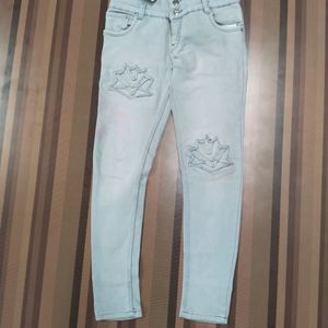 V-30 Size-28 Slim Fit Women Denim Jeans