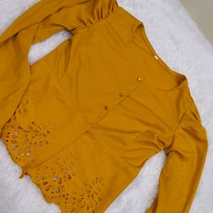 Design Mustard Crop Top