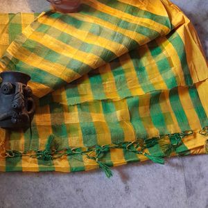 Beautiful Aristocrat Green And Yellow Combination Saree