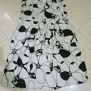 Gorgeous Black And White Dress