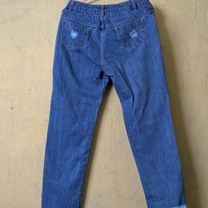 NEW WITH TAG TORN BOYFRIEND JEANS