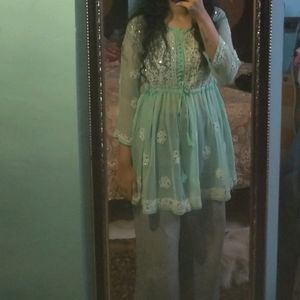 Chikankari Short Kurti