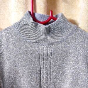 Women Metallic Turtle Neck Sweater Vest