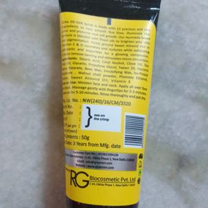 De Tan Face Scrub For Men