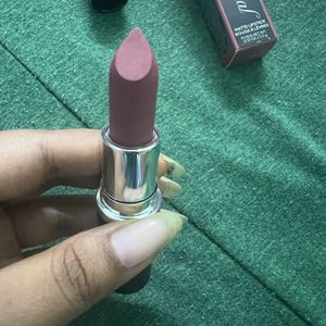 Mac Maximal Matte Lipstick “Twig Twist”