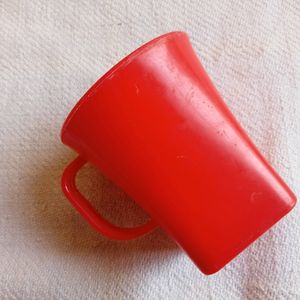 Cups For Kids. (Free Whiskle)