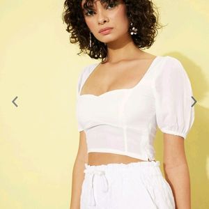 Mast & Harbour CloudWhite Sweetheart Neck Crop Top