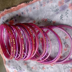 4 Set Of Bangles Combo...