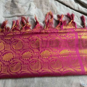 Banarasi Pattu Duppata. New Never Used