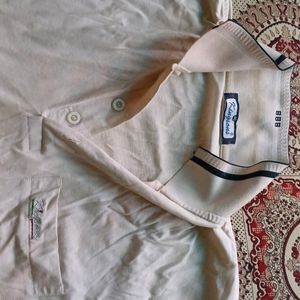 Kingsons White T-Shirt Used