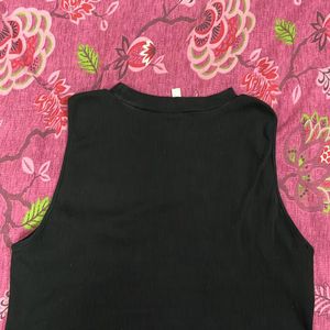 Aahwan Casual Sleeveless Solid Women Black Top