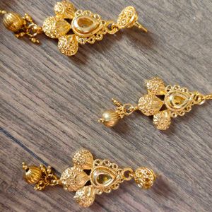 Brand New Chokar Set With Earrings And Mangtika