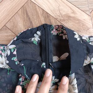 Black Top Flower Printed With Matching Scrunchie