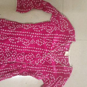 Pink Bhandani Kurti