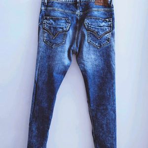 Mufti Stretchable Distressed Jeans