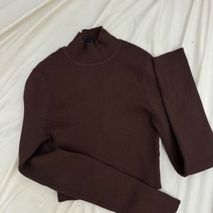 H&M Turtle Neck Crop Top Brand New Size XS