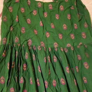 Women's New Green Kurti (Baloon)