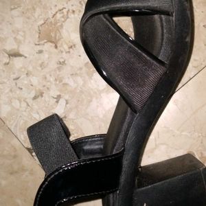 Black Colour Sandle With Heels .