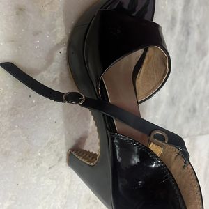 Shoetopia Black Heels sandal