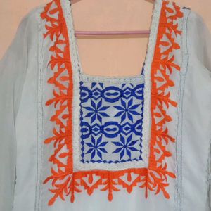 White Kurti