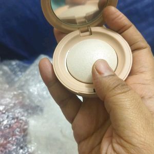 Authentic Rare Beauty Highlighter