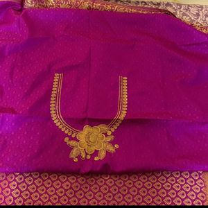 Combo Sarees Blouse Of Different Colours  Fabrics