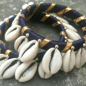 Shell Bangles 💜💚